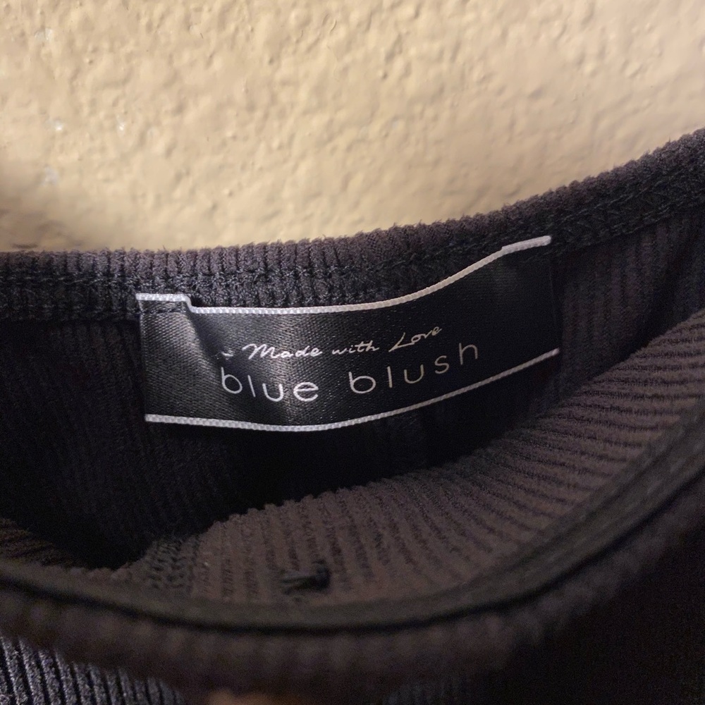 Tie up shouldered dress